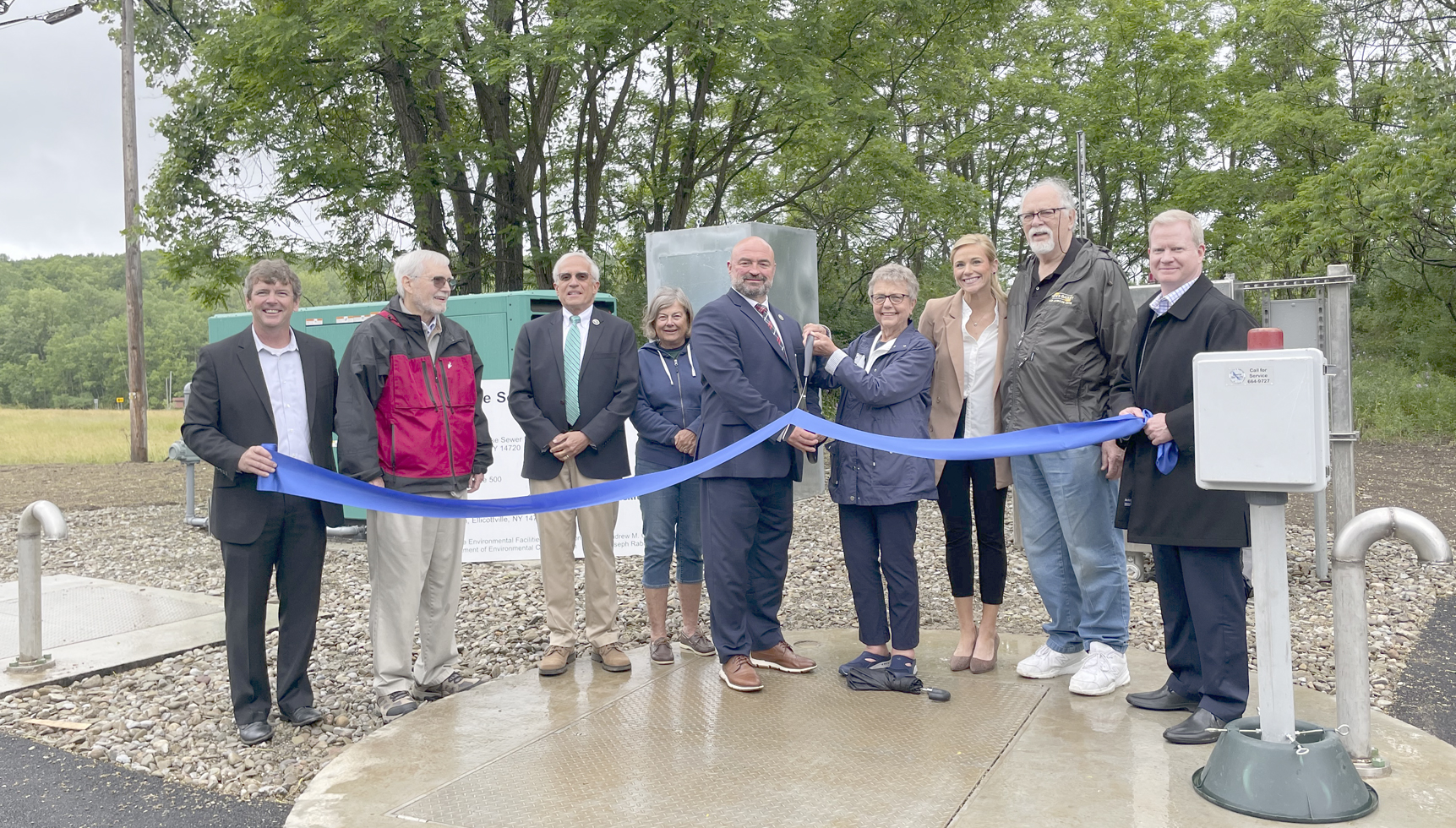 Ribbon Cutting Celebrates Sewer District Phase I Extension News